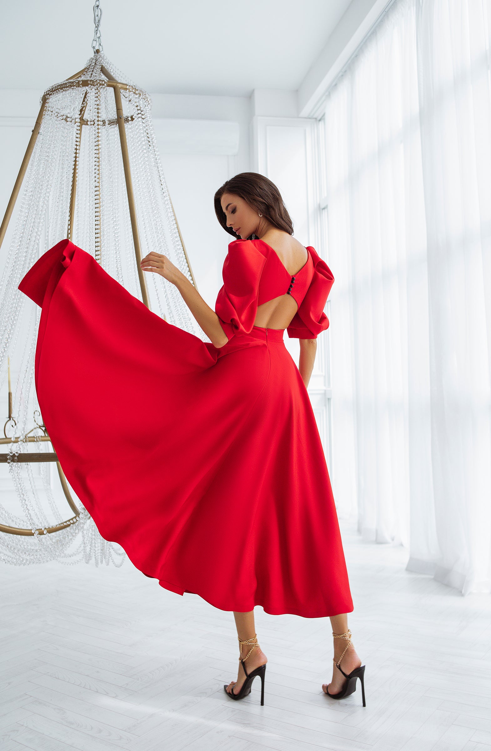 Red Backless Puff-Sleeve Midi Dress 