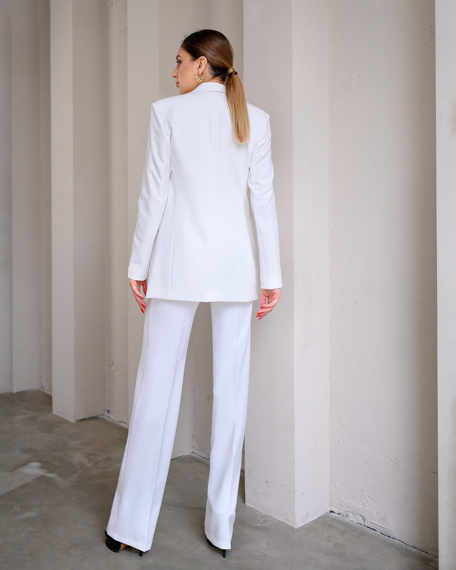 White Regular-Fit 3-Piece Suit