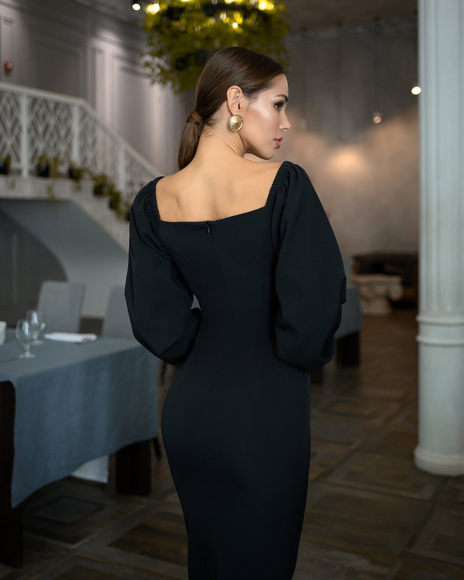 Black Puff-Sleeve Maxi Dress