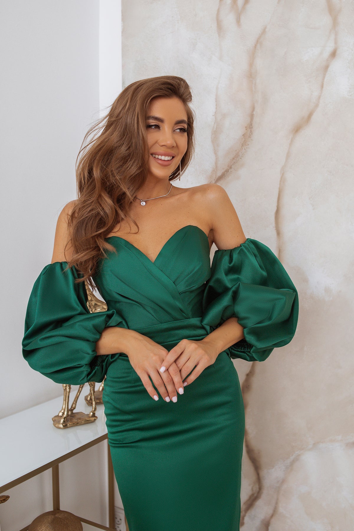 Emerald Puffed Sleeve Midi Prom Dress