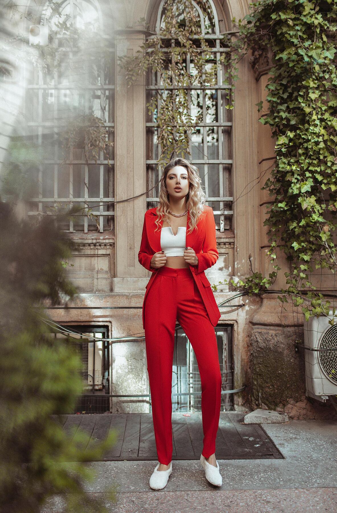 Red Single-Breasted Suit 2-Piece