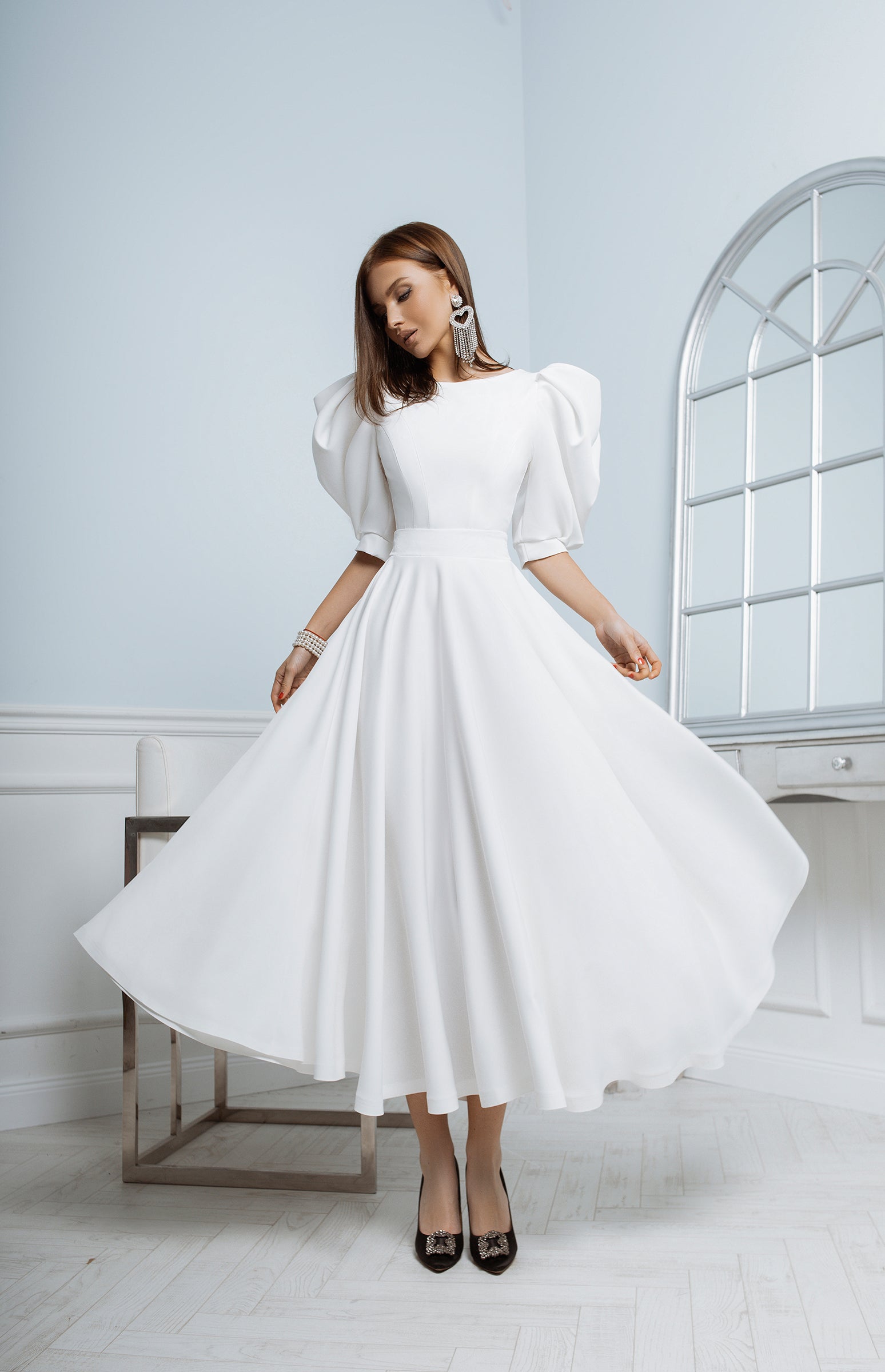 White Backless Puff-Sleeve Midi Dress