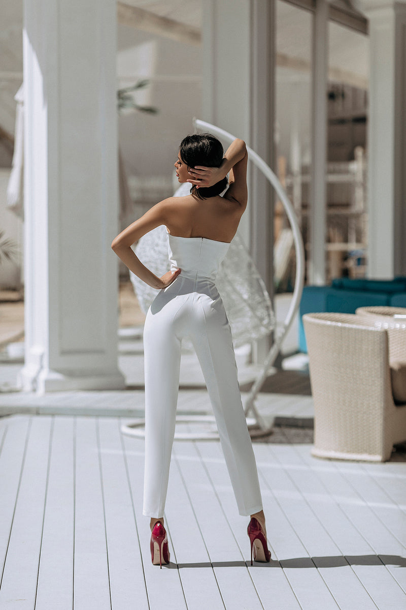 White V-neck Sleeveless Jumpsuit