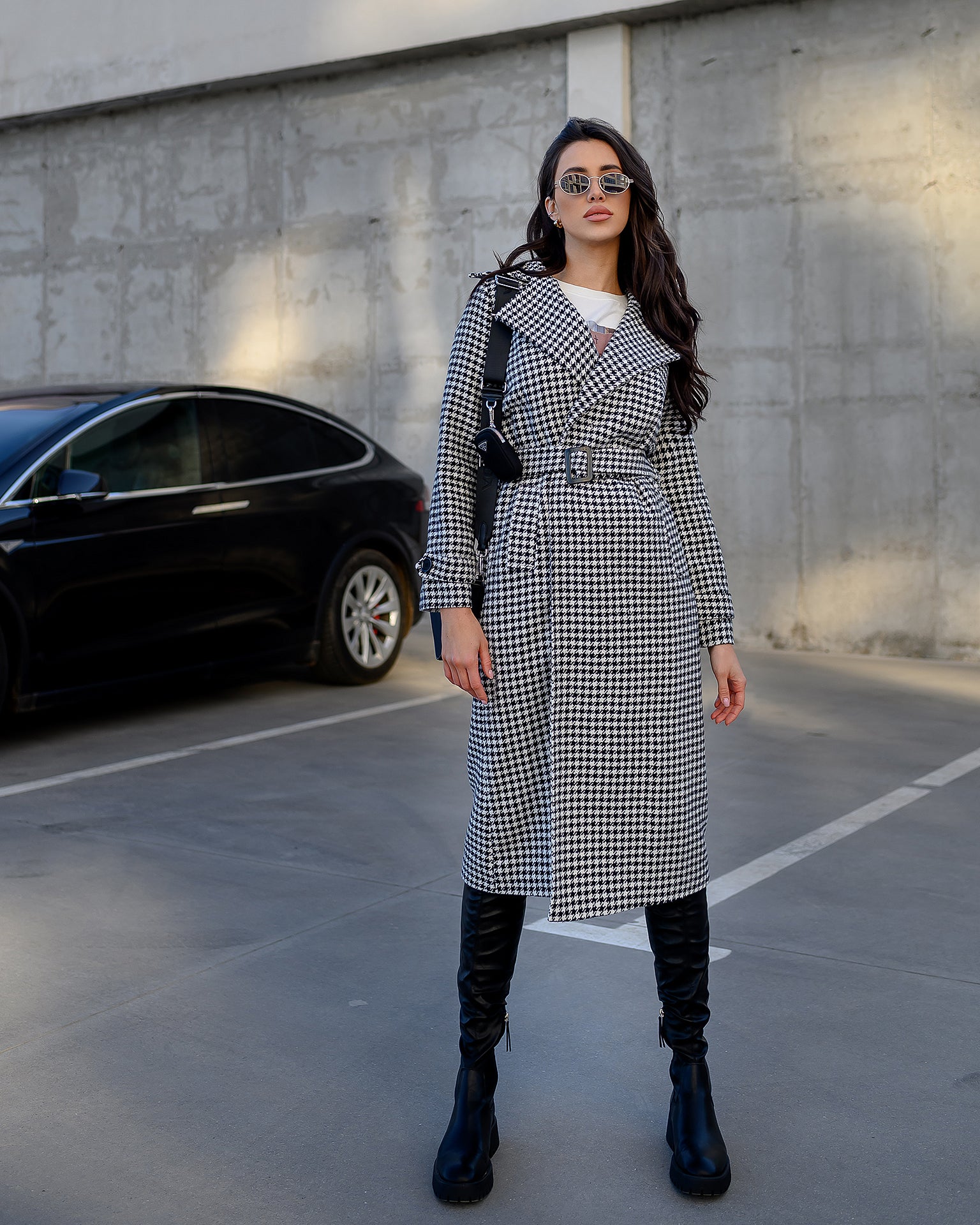 Casual White-Black Checked Belted Coat