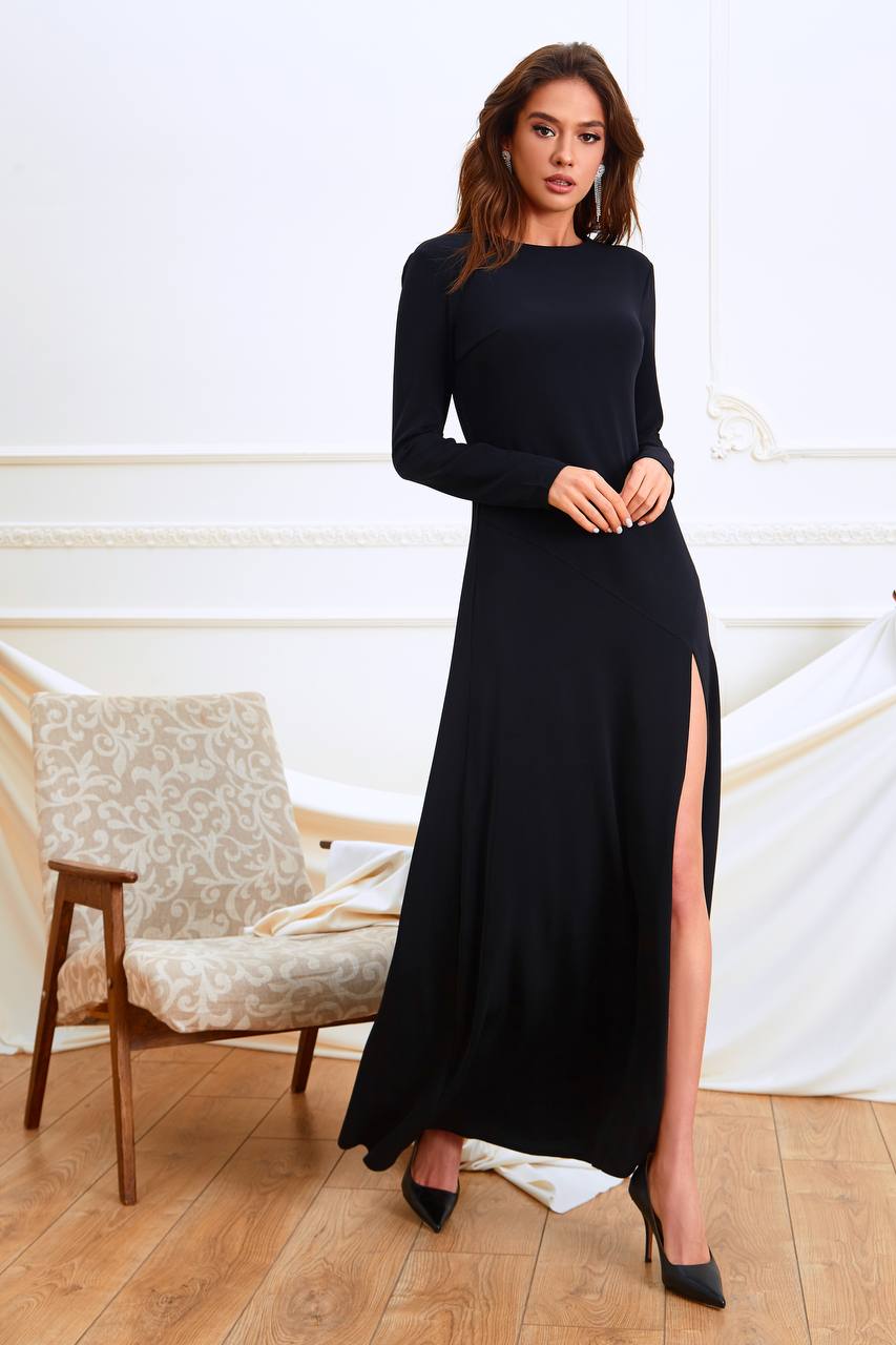 Black Long Sleeve Thigh Slit Maxi Dress ELAGIA