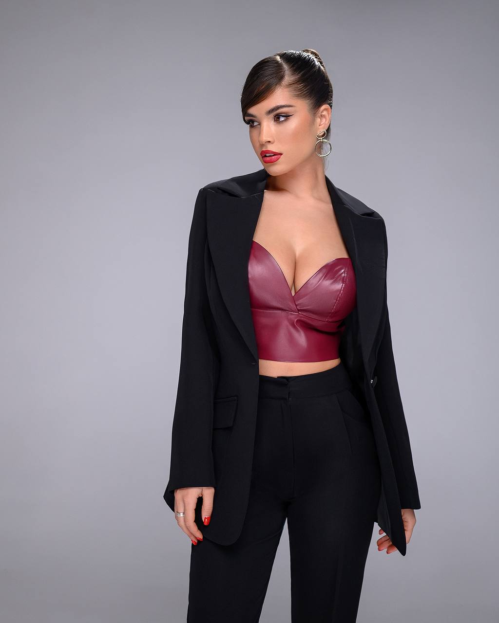 Black Single-Breasted Suit 2-Piece